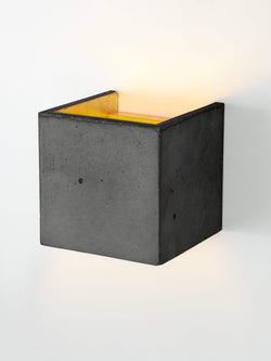 Aplica beton cubica gri inchis, L